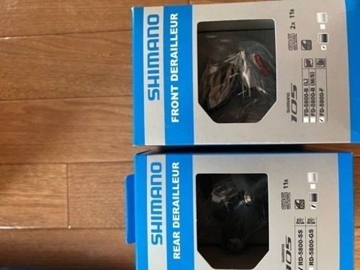 ロードバイク シマノ105 の5800系セット　チェーン3本　スプロケ11-28Tが2個　クランク50-34が1個　フロントリアディレ