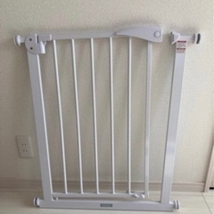 ＊お値下 ベビーゲート　カトージスリムM ホワイトの画像