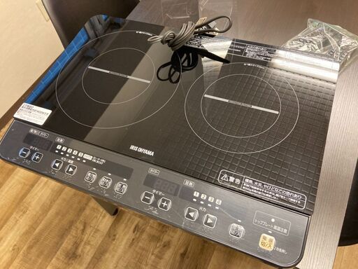 【取りに来れる方限定】2口IHクッキングヒーター　美品　設置スタンド付き