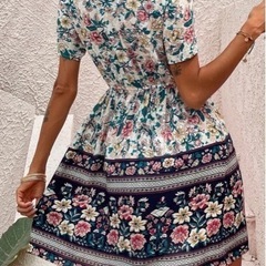 花柄リゾートカットソー　お譲りしますの画像