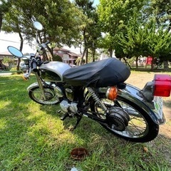 YB-1 fourの画像