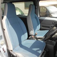 平成２０年式　スバル　サンバーバン　トランスポーター　５速ＭＴ　４ＷＤ　走行７９９００キロ！エアバック　キーレスの画像