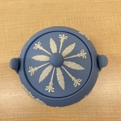 ウェッジウッド 小物入れ 花瓶？