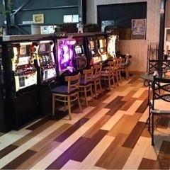 お試し日払いあり☆ビリヤード・ダーツ楽しみながらお仕事☆アルバイト募集の画像