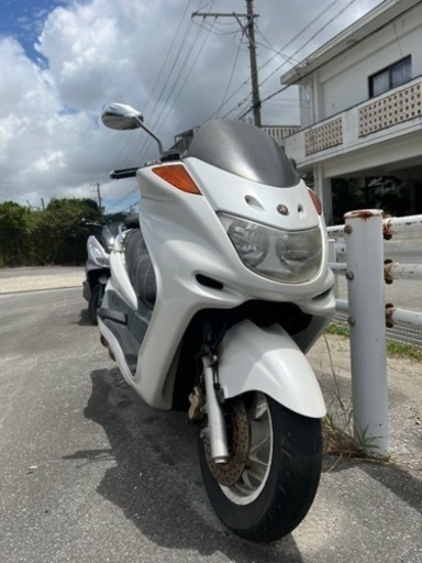 YAMAHA マジェスティ 250cc