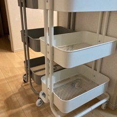 未開封品　アイリス　キッチンワゴン　グレー　ロースコグ風の画像