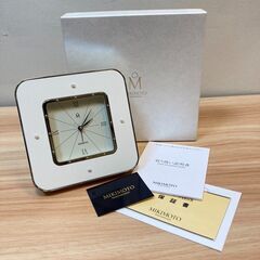 🔥🔥期間限定・特別価格🔥🔥 MIKIMOTO ミキモト パール付き置き時計 クォーツ式 電池切れの画像