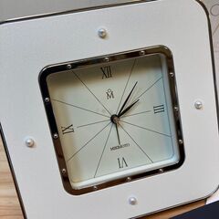 🔥🔥期間限定・特別価格🔥🔥 MIKIMOTO ミキモト パール付き置き時計 クォーツ式 電池切れの画像