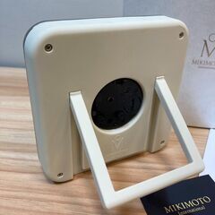 🔥🔥期間限定・特別価格🔥🔥 MIKIMOTO ミキモト パール付き置き時計 クォーツ式 電池切れの画像