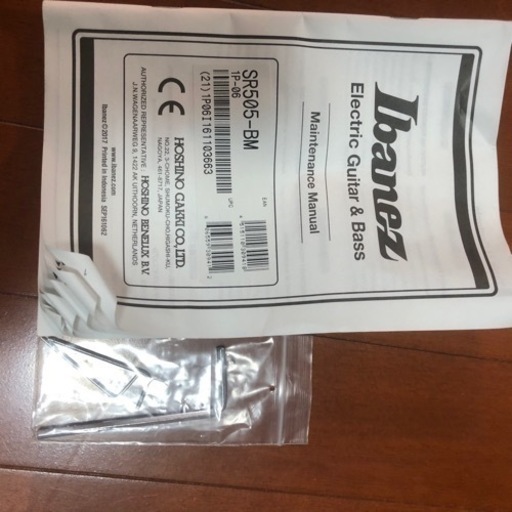 新品同様 値下げIbanez SR505-BM 5弦ベース アイバニーズ エレキベース
