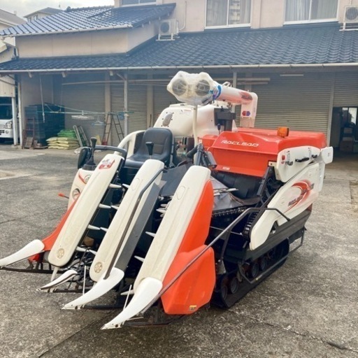 《お取引中》クボタ  コンバイン【型式】ER323GMW-C