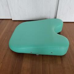 無料で差し上げます、施術用胸あて。の画像