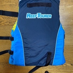 ライフジャケット　2個　[バラ売り可]の画像