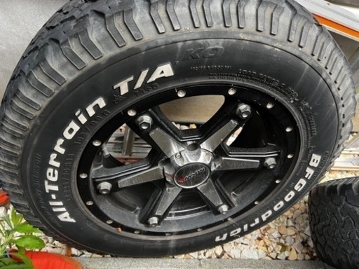 BF Goodrich T/A AW 225/70R16デリカd5