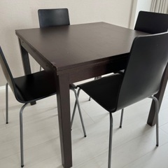 IKEAイケア　ダイニングテーブル・イス4脚セット