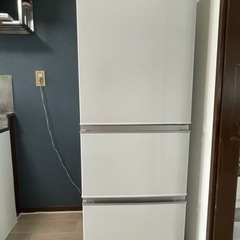 Hisense冷蔵庫　282L 売ります　