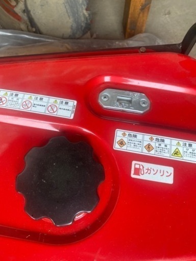 超美品　新ダイワ　発電機　EGR2600 