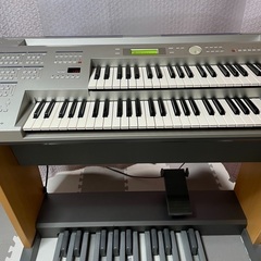 現在お話し中　　YAMAHAステージア　ELB-01 '12製