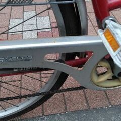 自転車　中古　27インチ　６段変速　赤　オートライト　使用感たっぷりの画像