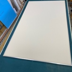 値引きしました。新品　掲示板　ベルク　629S  1500×900 ステン色フレーム　　未使用