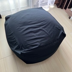 体にフィットするソファ　無印良品の画像