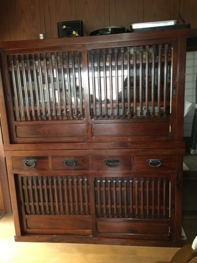 引越しに伴い断捨離●水屋箪笥/食器棚●欅無垢材