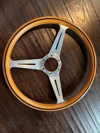 ナルディ　ステアリング　36センチ