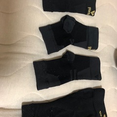 バンテリン足首？膝？四枚セットの画像