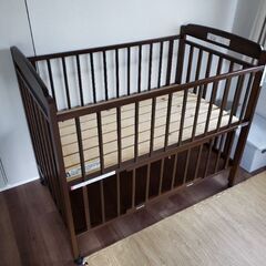 ベビーベッド(メーカー:サワベビー)の画像