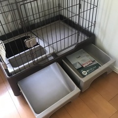 トイレ付きキャットケージの画像
