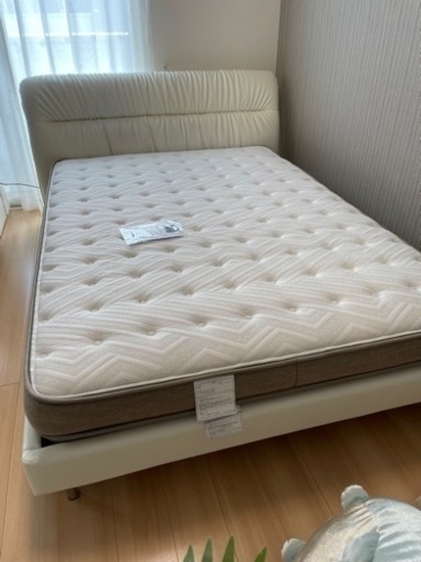 ニトリダブルベッド　サラス　おしゃれ　フレーム　二層マットレスセット