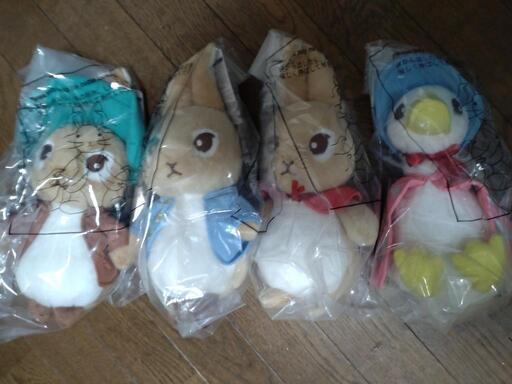未開封 ダイソー シールキャンペーン ピーターラビット ぬいぐるみ全4種セット