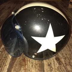 黒×白ヘルメット　バブルシールドの画像