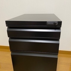 デスクワゴン　3段鍵付き　ほぼ未使用品