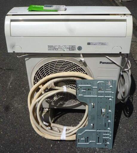 ☆パナソニック Panasonic CS-226CFR-W インバーター冷暖房除湿タイプ ルームエアコン◆2016年製・自動でキレイに