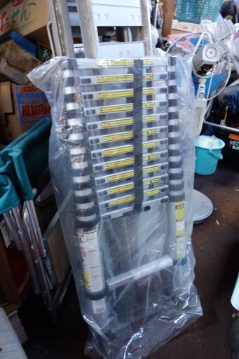 取引中【未使用品】SANKA サンカ 3.8m アルミ伸縮はしご OS-0822 梯子