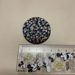 お花柄ブローチの画像