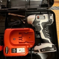 BLACK & DECKER インパクトドライバーの画像