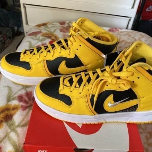 NIKEダンクHI UP(W)