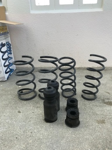 ハイゼットカーゴ  純正スプリング　サス