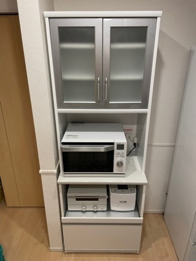 食器棚、カップボード、7/30まで！！