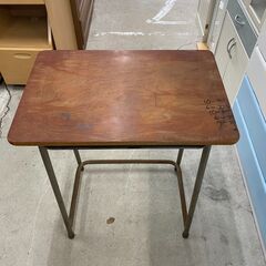 【リサイクルショップどりーむ天保山店】●3367●　レトロ机　作...