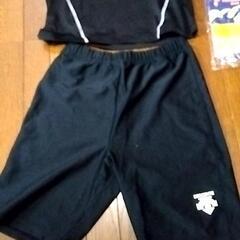 美品スポーツウェア上下セット＆新品シャツの画像