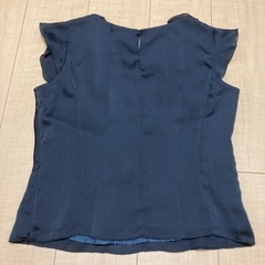 光沢シフォンフリルブラウス ブラック Lサイズの画像