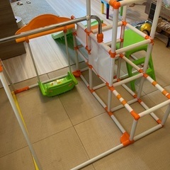 子供用ジャングルジム&鉄棒&滑り台の画像