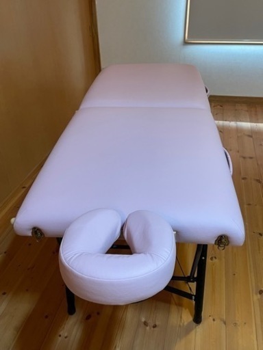 アースライト　ベッド　エステ　施術　アロマ　マッサージ