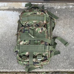 陸上自衛隊迷彩柄、ミリタリーバックの画像