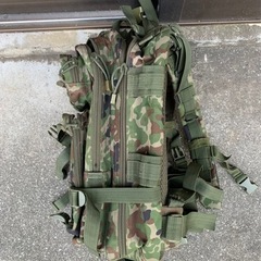 陸上自衛隊迷彩柄、ミリタリーバックの画像