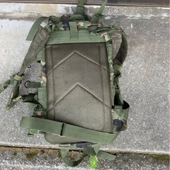 陸上自衛隊迷彩柄、ミリタリーバックの画像