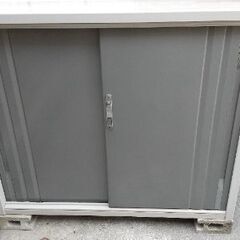 タクボ物置（お話し中）
